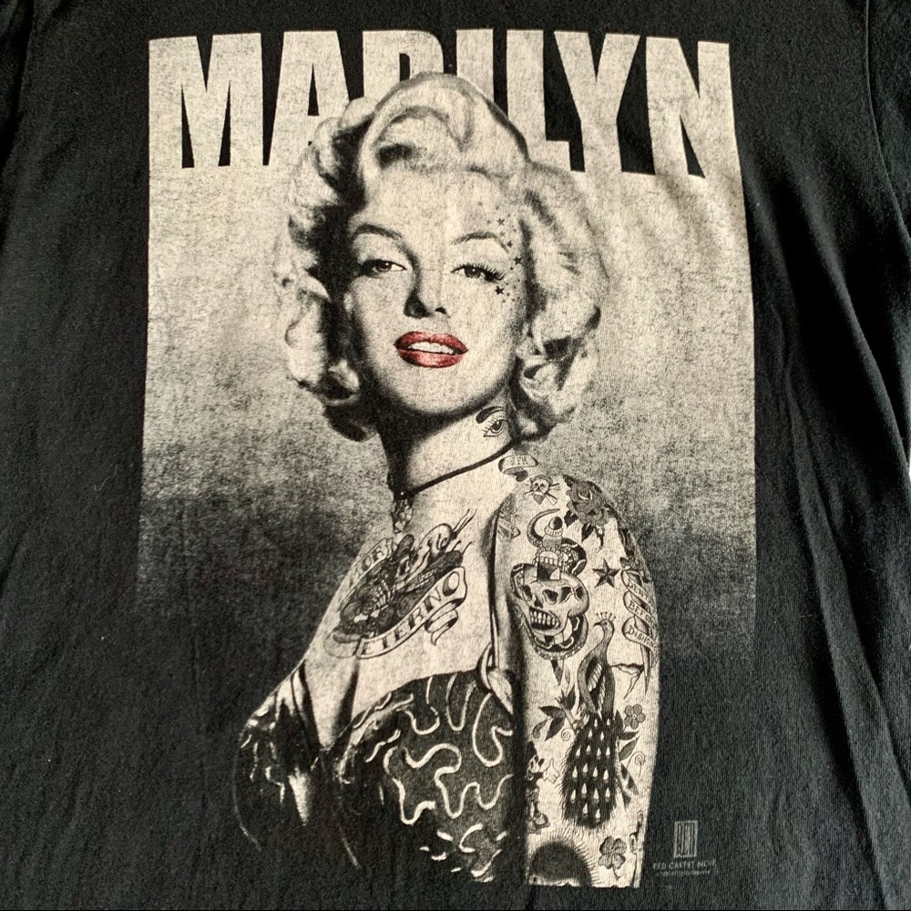 Black Graphic Marilyn Short Sleeve Tee - Picture 2 of 5